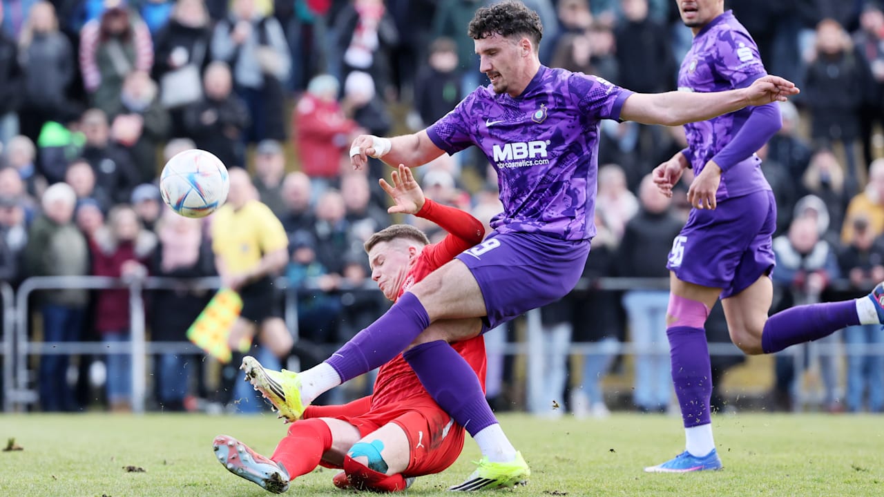 Riesa überrascht im Sachsen-Pokal - Erster Dabrowski-Sieg! Aue muss nach Chemnitz