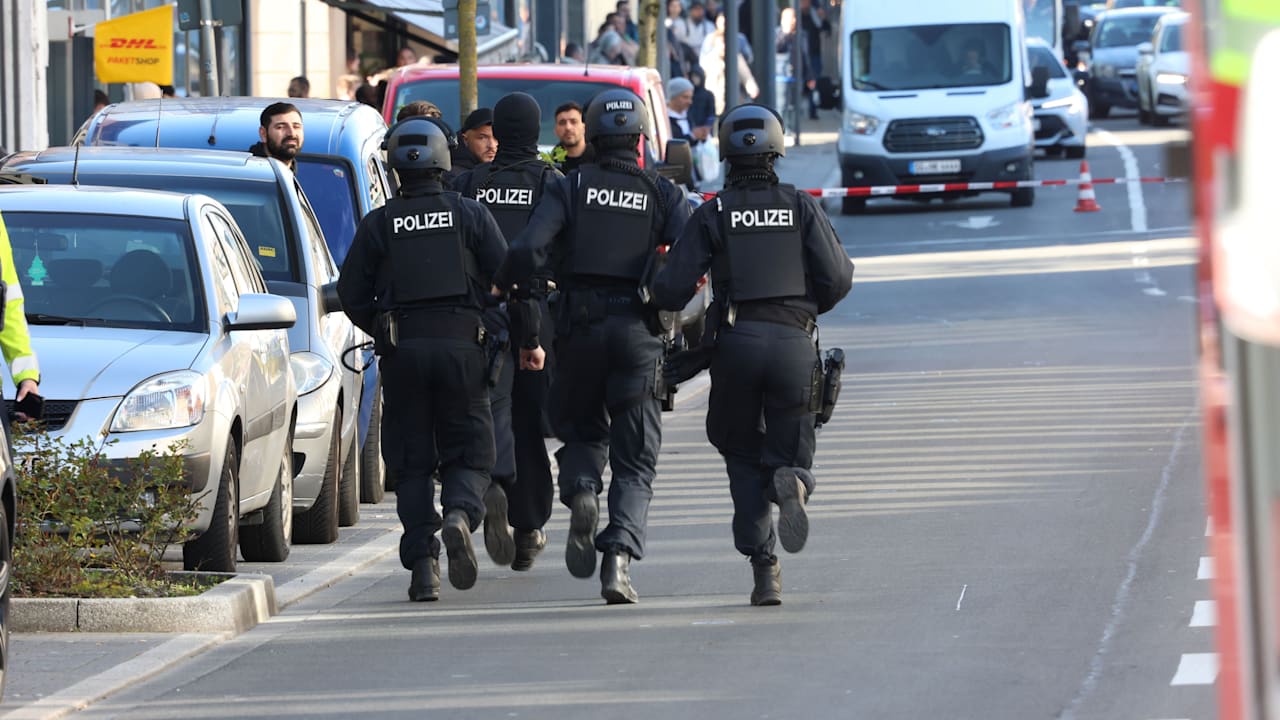 Polizeieinsatz in Solingen – Verletzte nach Messerangriff