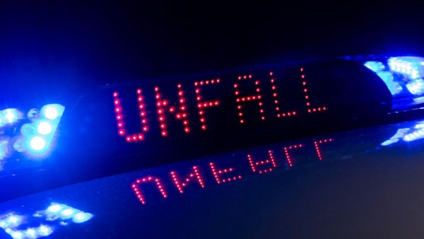 Mofafahrer und Beifahrer bei Auffahrunfall in Herne leicht verletzt