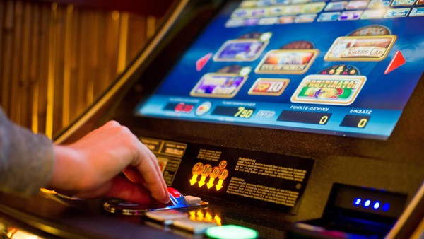 Betrügerische Manipulation von Geldspielautomaten in Herne