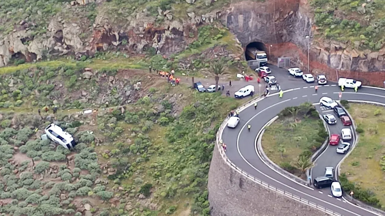 Tragischer Busunfall auf La Gomera fordert ein Leben und zahlreiche Verletzte