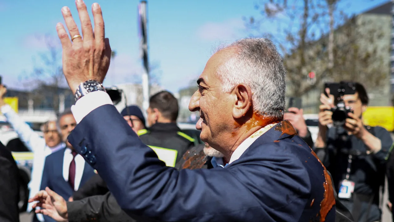 Übergriff auf Reza Pahlavi: Exil-Kronprinz in Berlin angegriffen