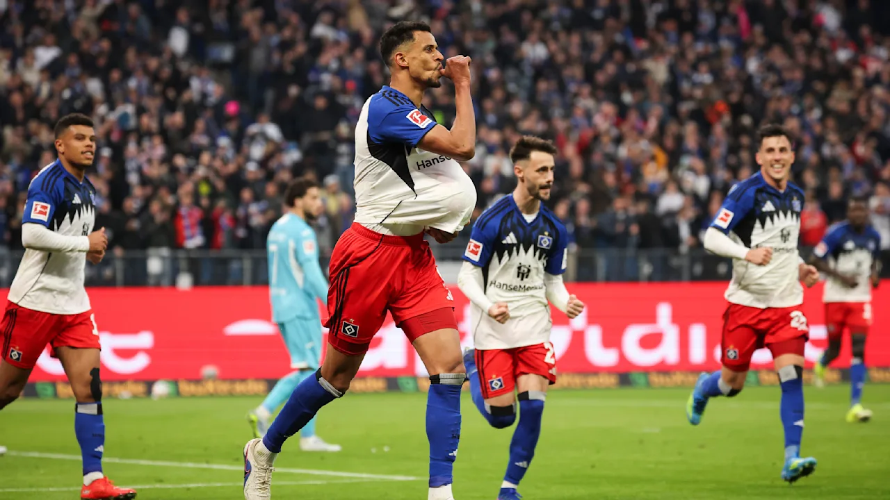 Glatzel begeistert mit emotionalem Torjubel und Zukunftsplänen