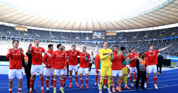 FCK feiert Auswärtssieg in Berlin dank starker Teamleistung