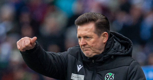 Hannover 96 bereitet sich auf entscheidendes Duell gegen Paderborn vor