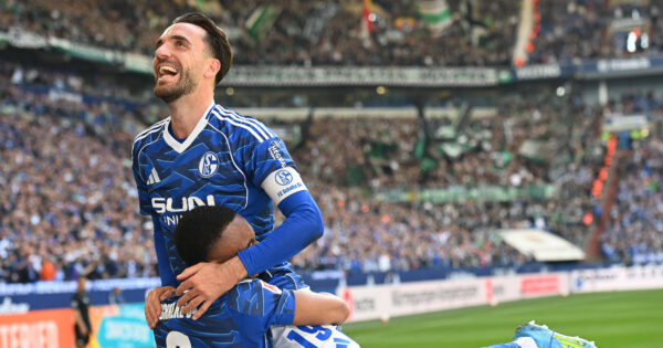 Schalke 04 setzt klare Zeichen auf dem Weg zurück in die Bundesliga