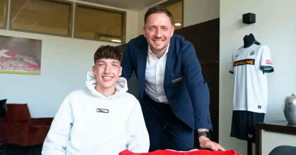 Owen Gibs bleibt beim 1. FC Kaiserslautern – Ein Zeichen für die Zukunft