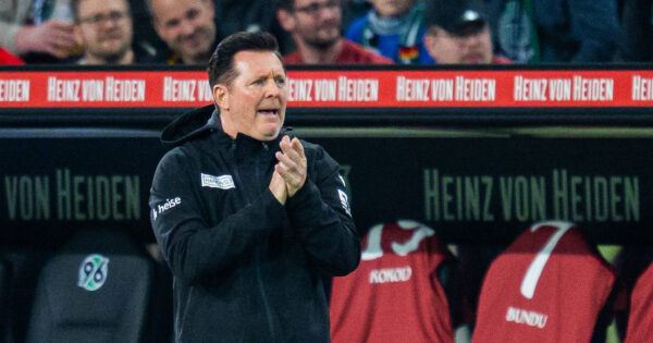 Hannover 96 im Aufstiegsrennen: Sieg gegen Karlsruhe gefordert