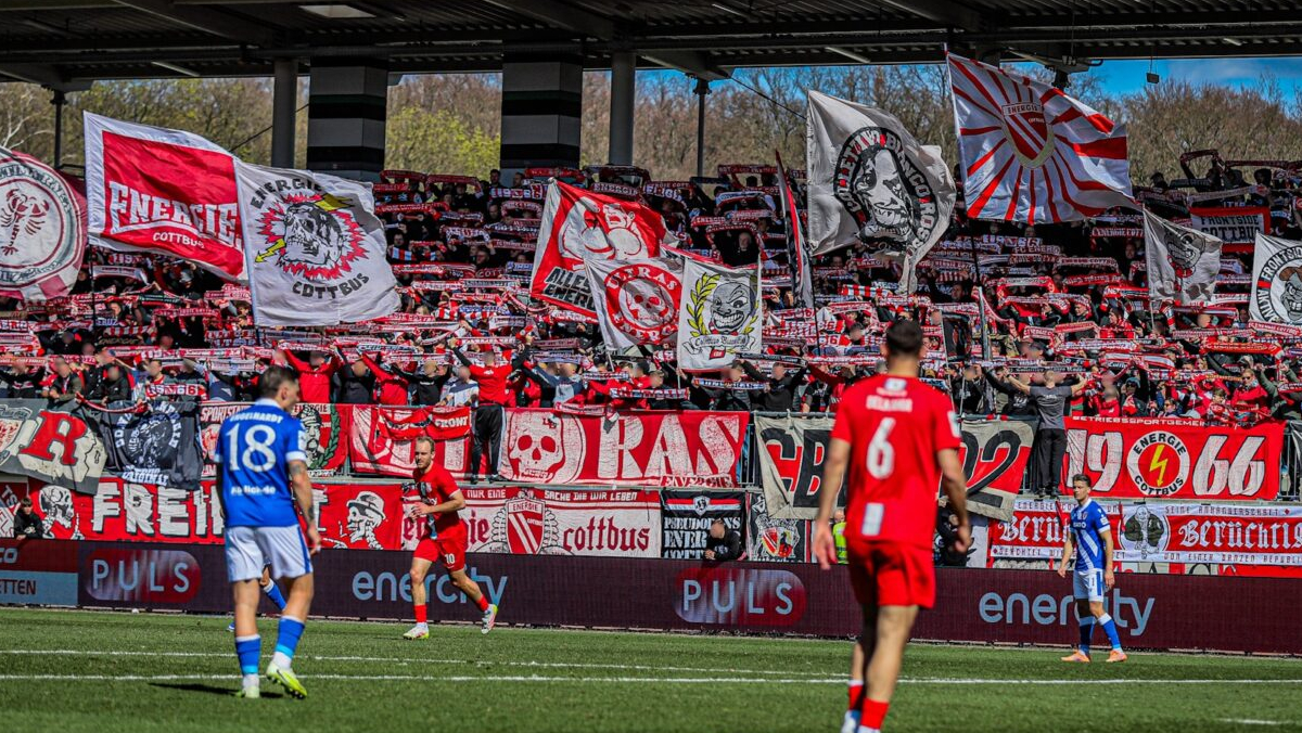 Energie Cottbus: Aufstiegshoffnungen blühen dank starker Fanunterstützung