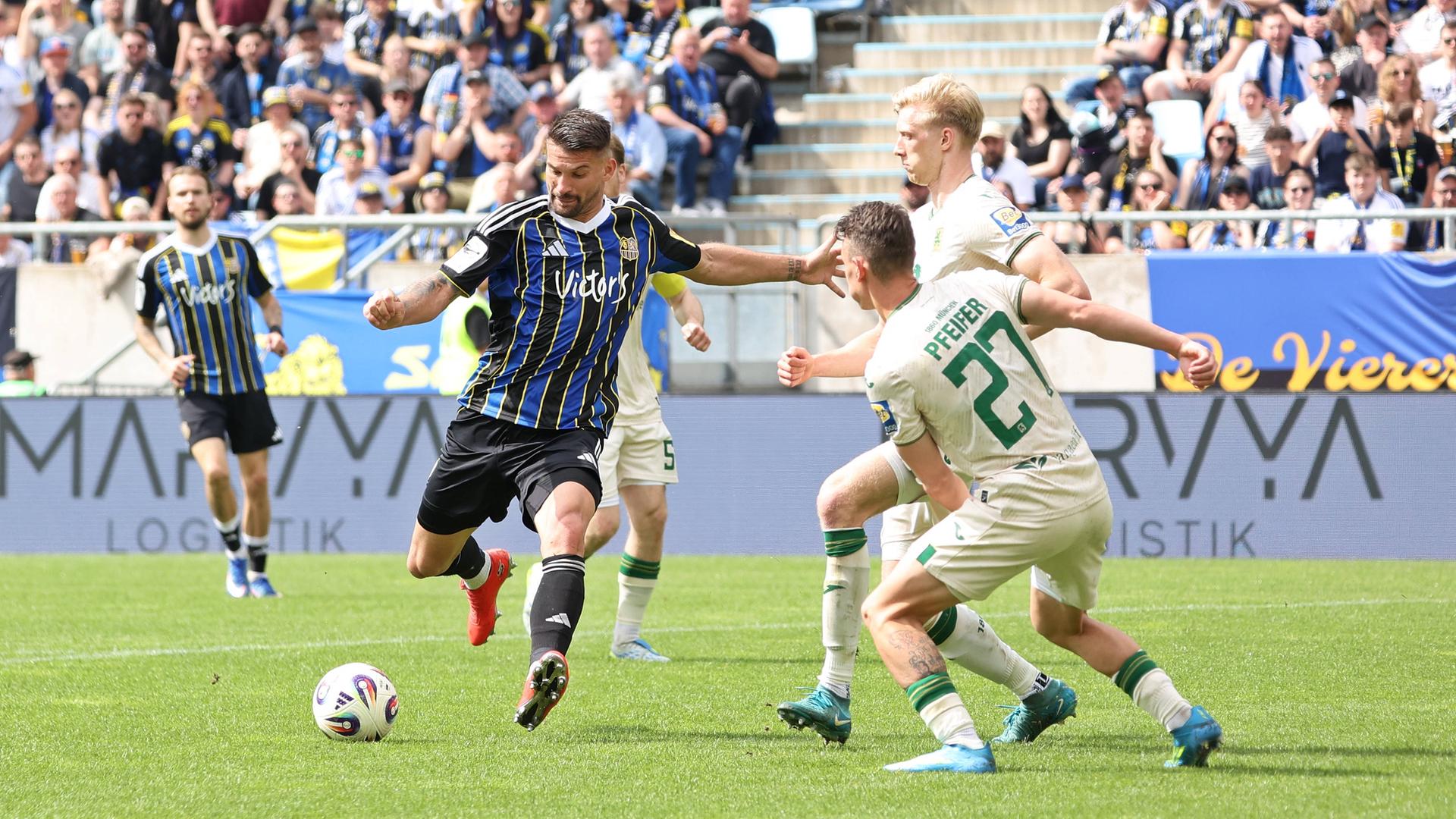 Torloses Traditionsduell im Ludwigspark: Saarbrücken und 1860 München enttäuschen