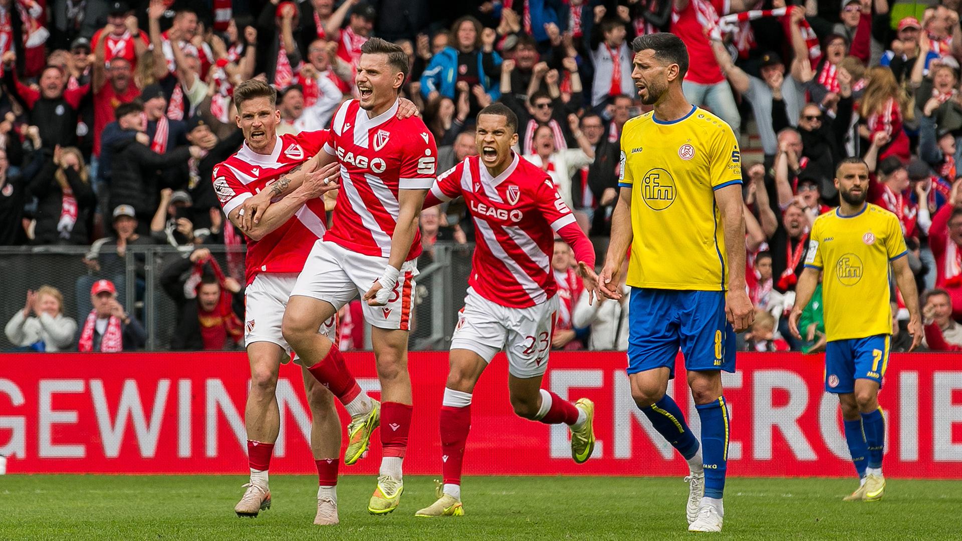 Cottbus' Comeback der Extraklasse: Cigerci führt zum Sieg gegen Essen