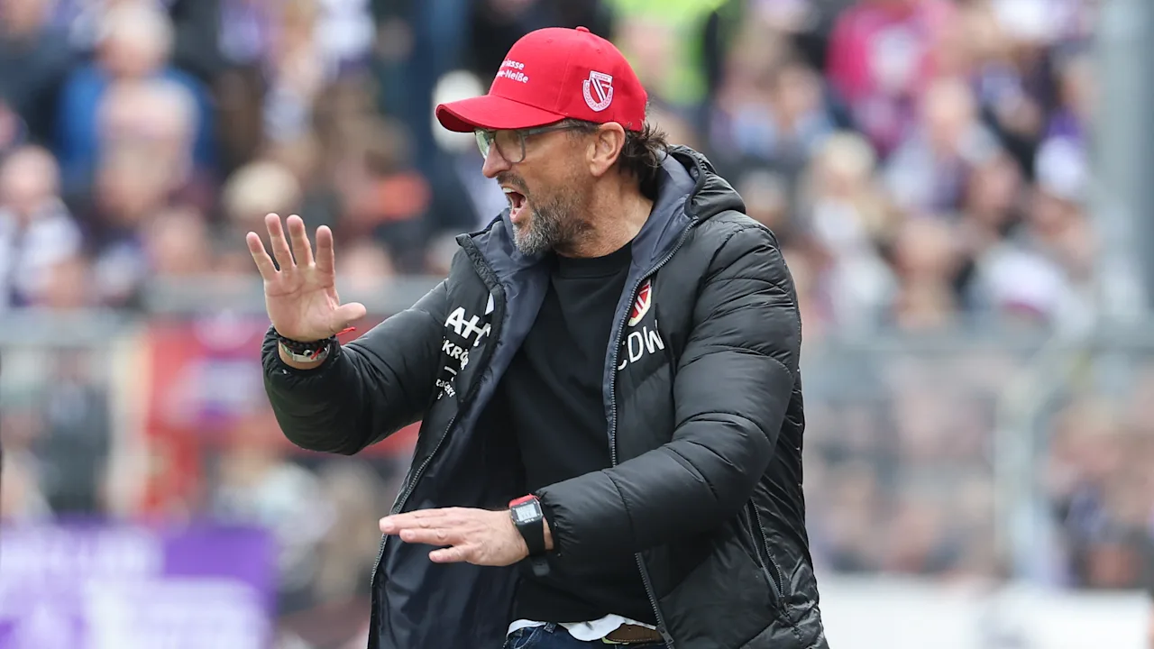 Wollitz bleibt schweigsam nach spektakulärem Comeback seiner Mannschaft