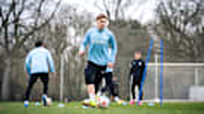 *Hertha BSC setzt auf Talente: Vier Nachwuchsspieler steigen in den Profikader auf*