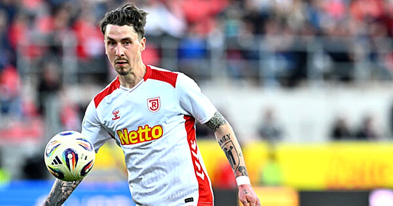 Adrian Fein bleibt bis 2028 beim SSV Jahn Regensburg