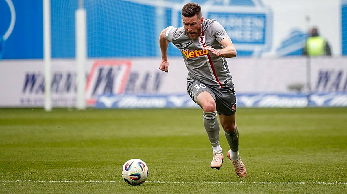 *Kapitän Kühlwetter verlässt Jahn Regensburg: Ein Neuanfang steht bevor*