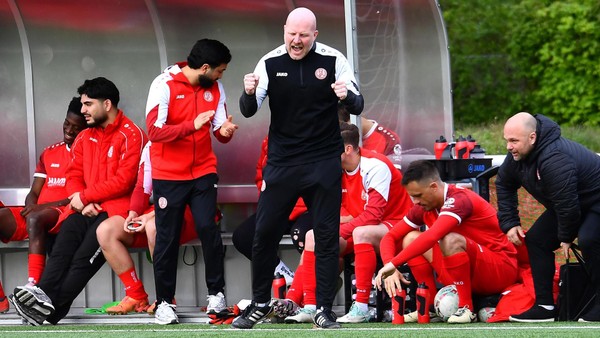 *RWE II feiert beeindruckenden Sieg und über 100 Tore in der Rückrunde!*