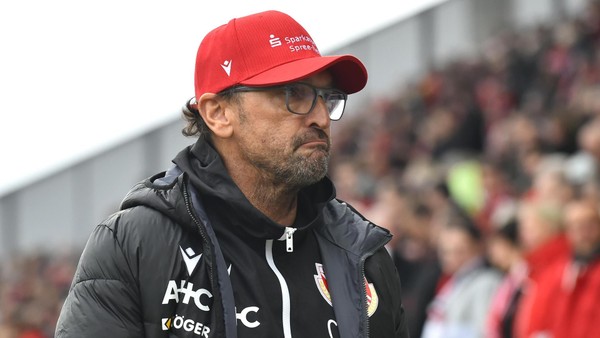 Cottbus-Trainer Wollitz entblößt Unzulänglichkeiten vor RWE-Duell