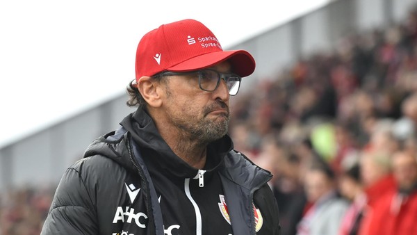 Cottbus-Trainer Wollitz im Aufruhr vor Schlüsselspiel gegen Rot-Weiss Essen