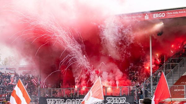 *Schock-Niederlage für RWE: Cottbus-Debakel sorgt für große Fragen!*