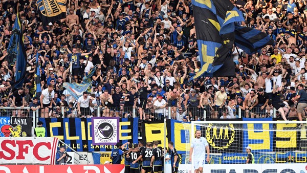 *Saarbrücken vor dem Duell mit RWE: Unruhe und Druck im Abstiegskampf*