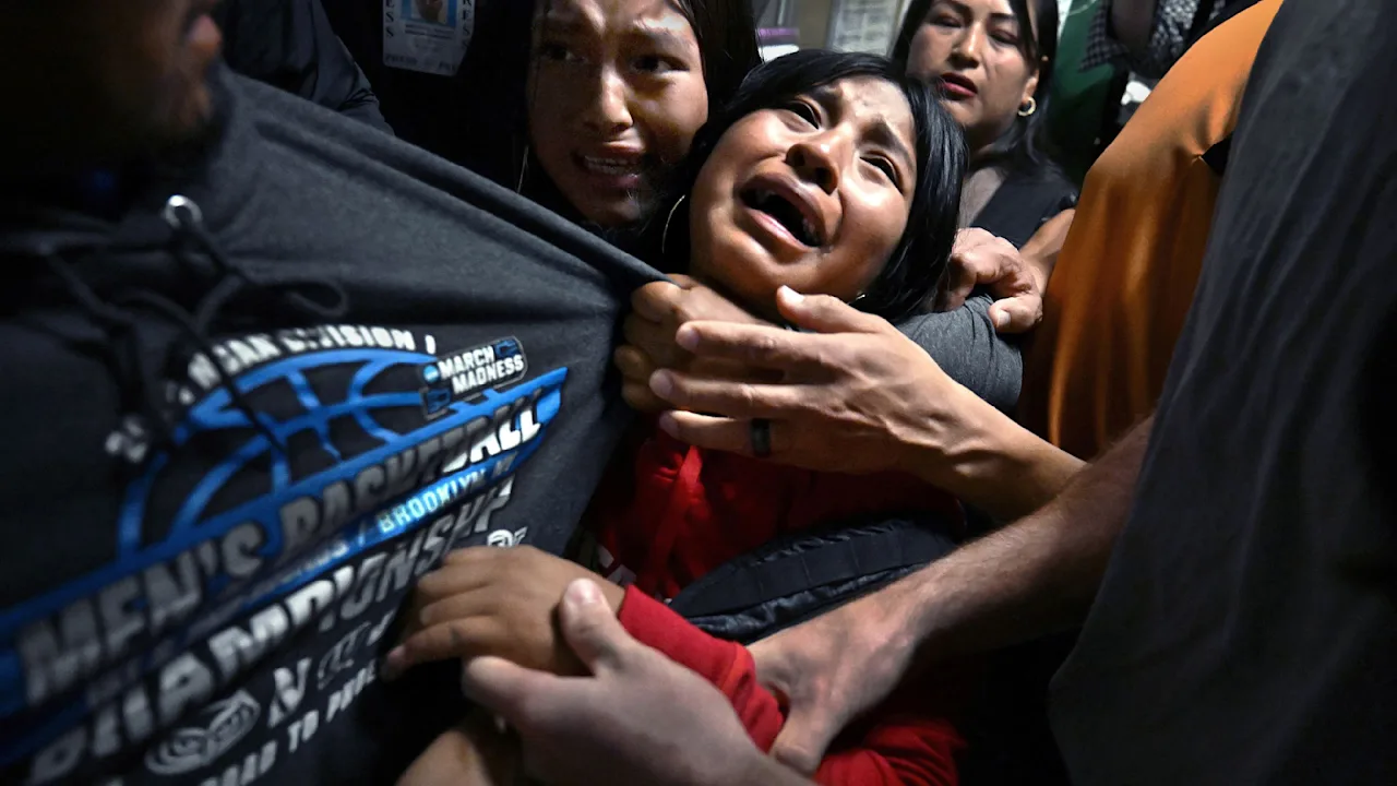 Emotionale Momentaufnahme: Das eindringlichste Foto des Jahres 2025