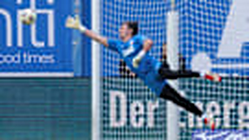 Hansa Rostock verlängert mit Torwart Philipp Klewin bis 2026