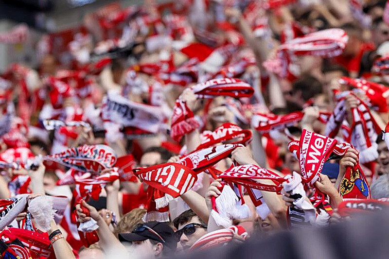 RWE startet Dauerkartenverkauf für die Saison 2026/27