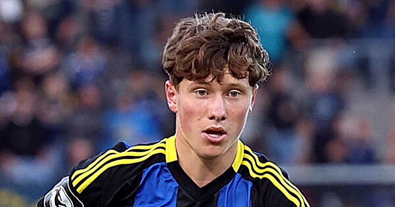 Nils Krämer unterschreibt ersten Profivertrag beim 1. FC Saarbrücken