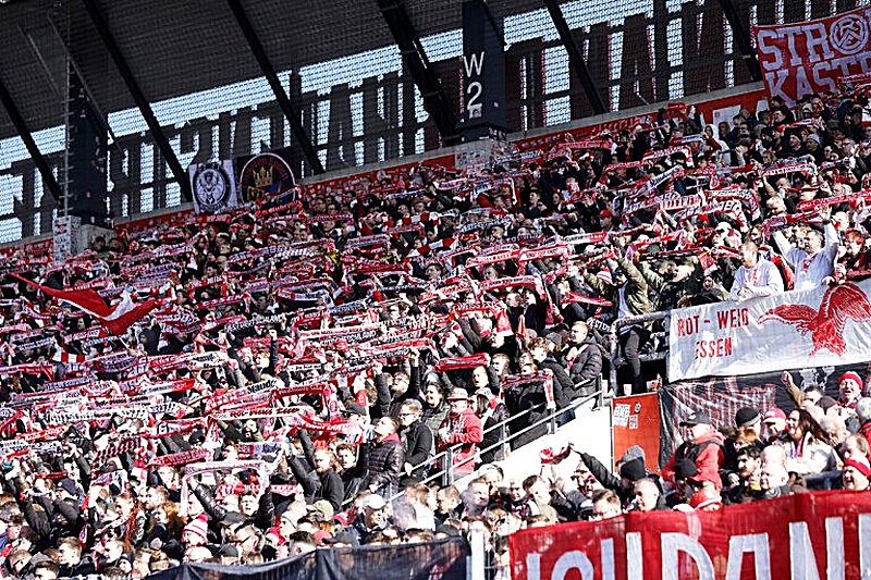 RWE-Fans zeigen Begeisterung: 7.000 Dauerkarten in einer Woche verkauft