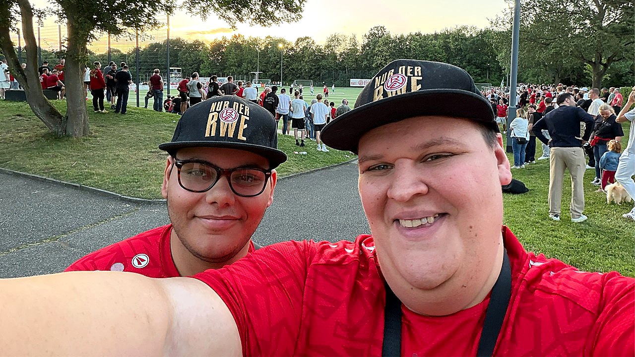 Aufstiegseuphorie: RWE II erobert die Landesliga!