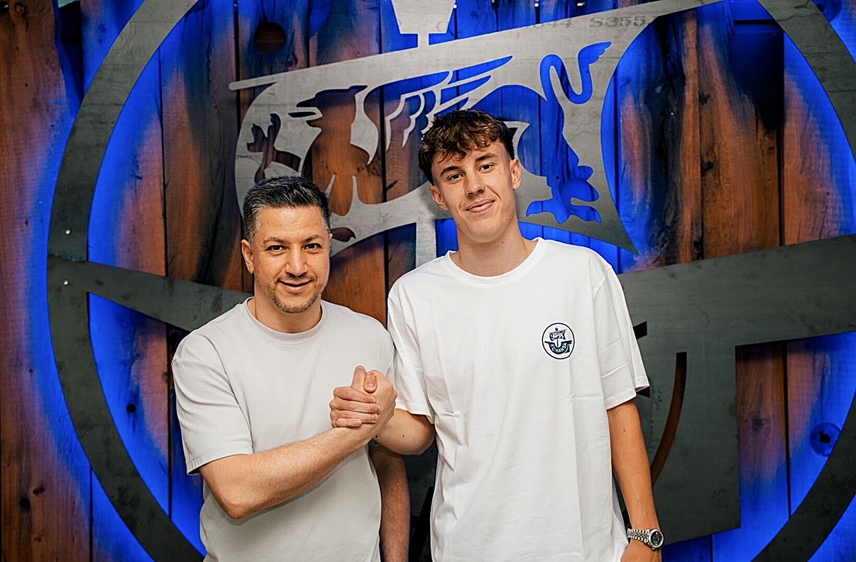 Hansa Rostock verstärkt sich mit Offensivtalent Yannick Michaelis