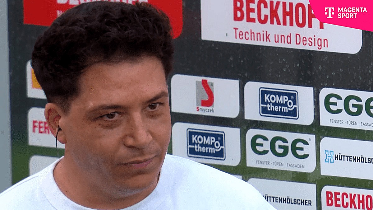 *Werbefrei und ungestört: Das kicker PUR-Abo*