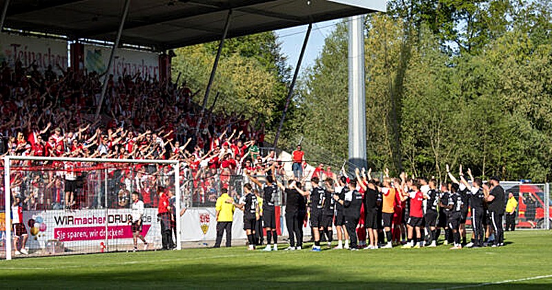 *Frust und Ausschreitungen: RWE-Fans sorgen für Chaos nach Niederlage*
