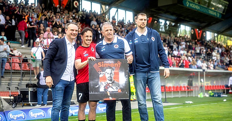 Viktoria Köln verabschiedet zahlreiche Spieler vor dem Heimspiel gegen Aachen