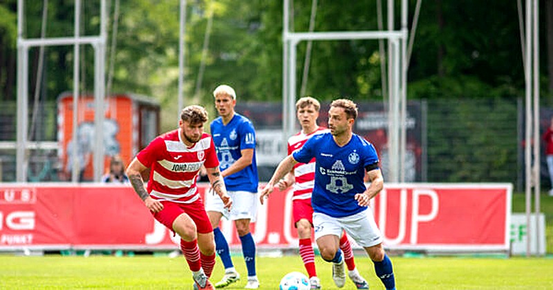 Kontroverser Punktgewinn: Lok Leipzig und Greifswald im "Nichtangriffspakt"