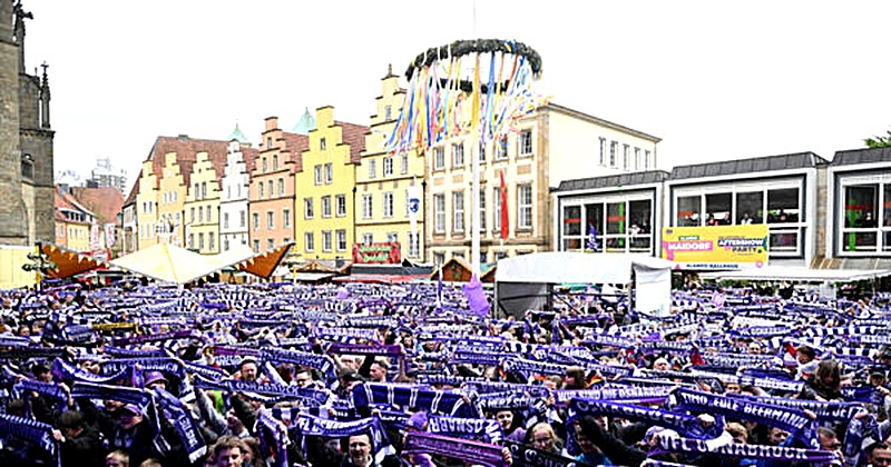 VfL Osnabrück feiert mit 3.000 Fans den Aufstieg in die 2. Bundesliga