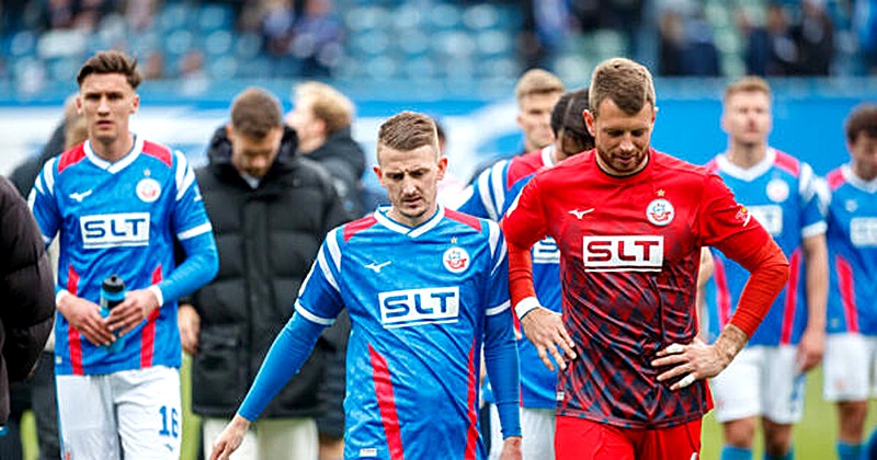 Hansa Rostock verpasst Aufstieg: Eine Analyse der misslungenen Saison