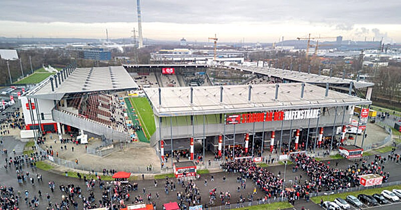 Emotionale Begegnung an der Hafenstraße: Hinspiel der Relegation zwischen Essen und Fürth