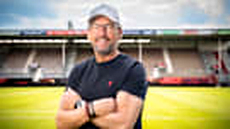 Ehrlichkeit als Schlüssel zum Erfolg: Claus-Dieter Wollitz über den Aufstieg und die Herausforderungen in der 2. Liga