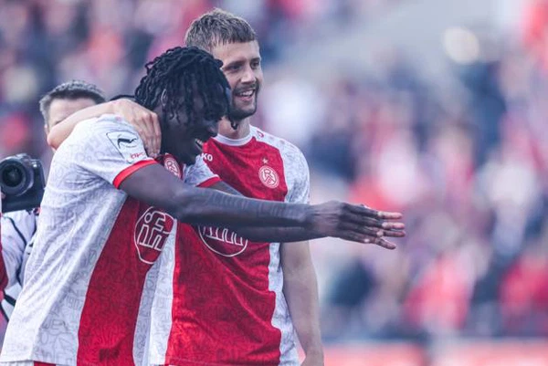 Duisburgs Derby-Dämpfer: Trainer Hirsch übt scharfe Kritik an seiner Mannschaft