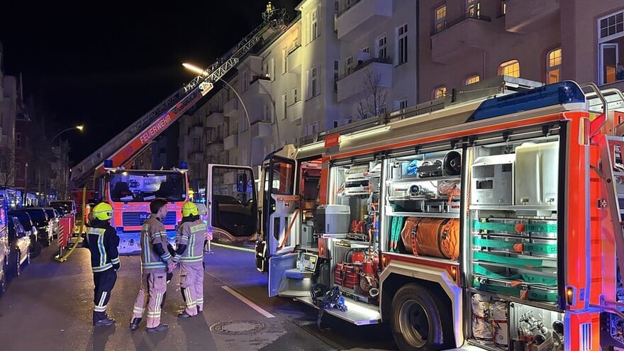 Tragisches Wochenende in Berlin: Zwei Brände fordern ein Leben und viele Verletzte