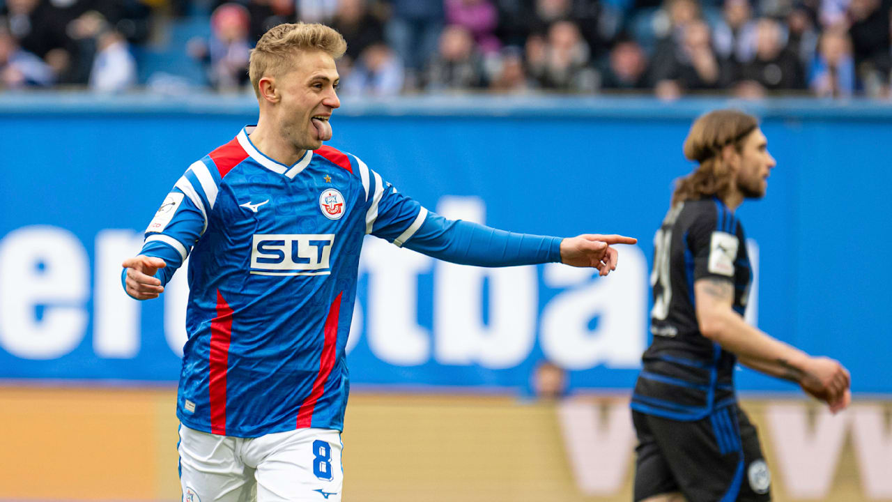 Hansa Rostock vor entscheidendem Duell: Aufstieg im Blick trotz Verletzungssorgen